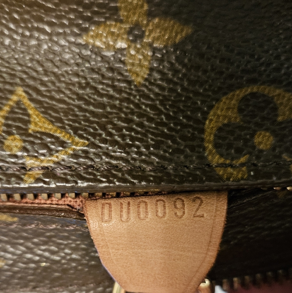 *Authentic* Louis Vuitton Cabas Piano Bag - Picture 12 of 12